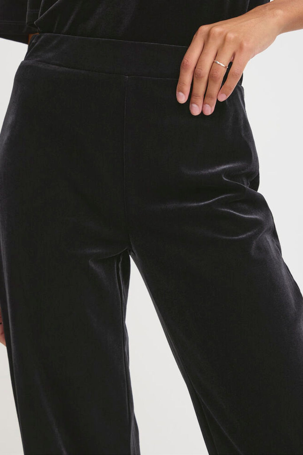 B Young Perlina Black Velvet Trousers  image 2