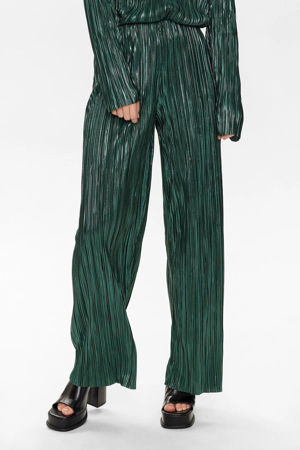 Numph Numwood Green Pleated Trousers image 5