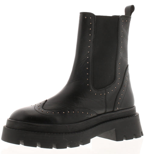 Aubrey Leather Chelsea Boots image 0