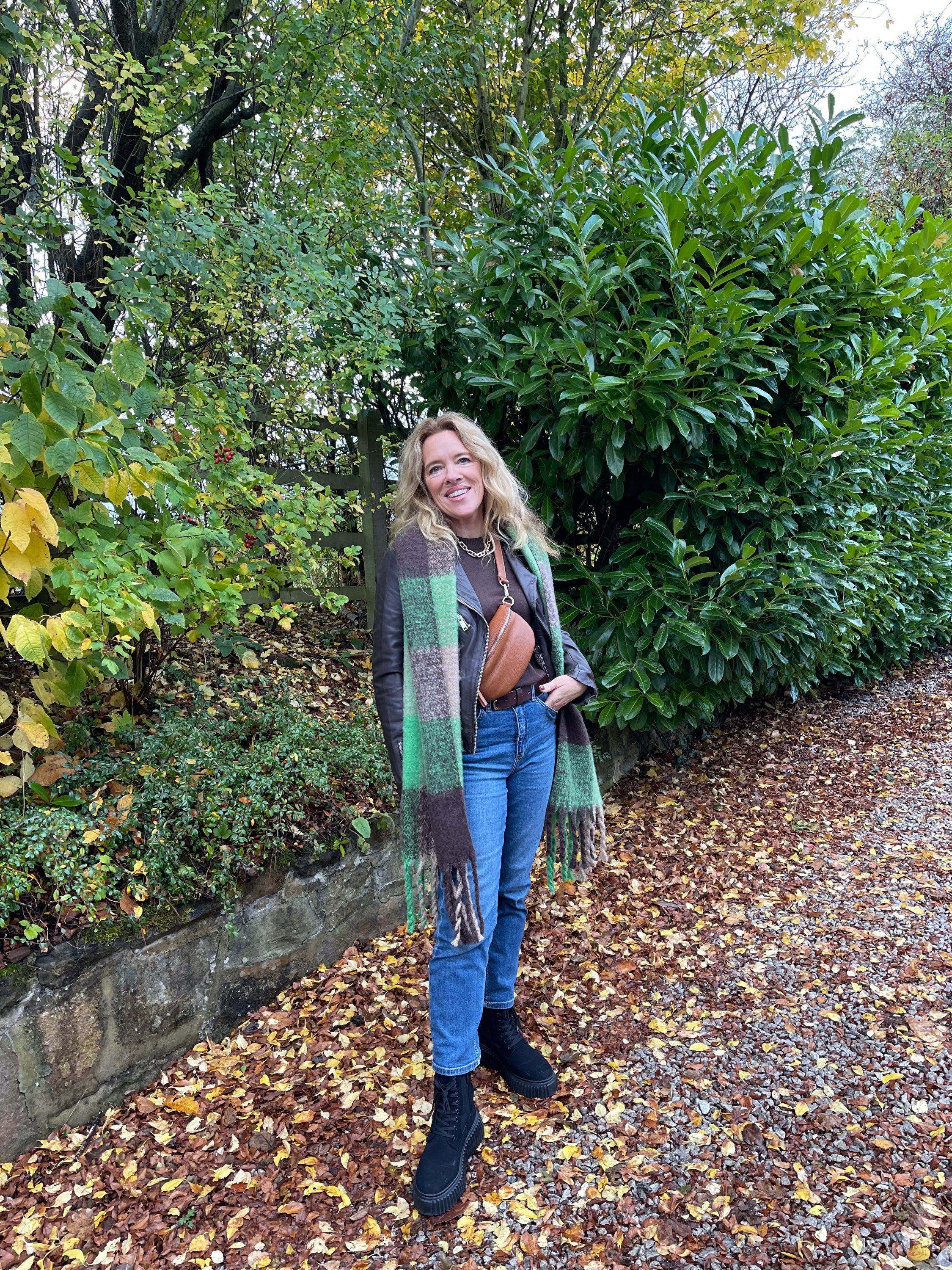 Leather Half Moon Crossbody Bag image 5