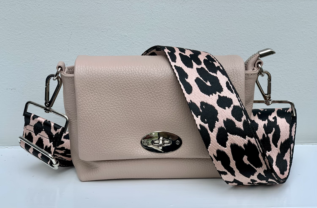 Lala Leather Bag with Silver Clasp image 6