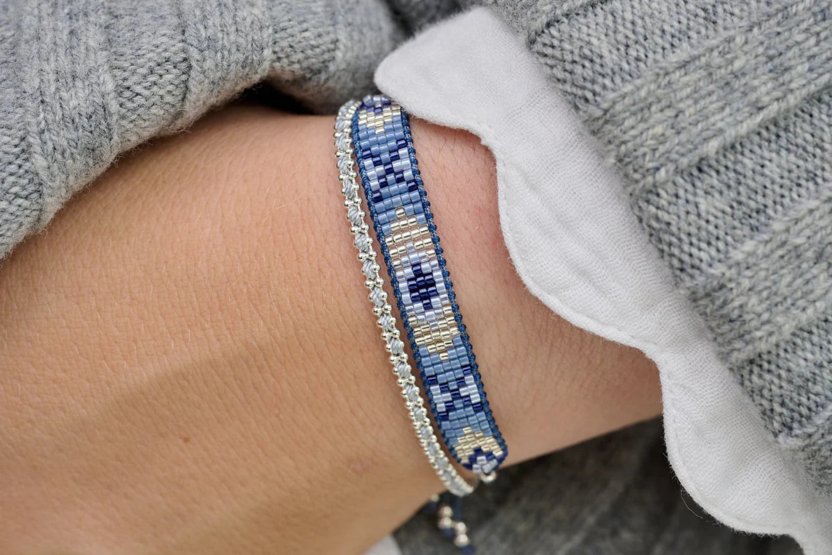 Magic Blue Friendship Bead Gold Bracelet  image 2