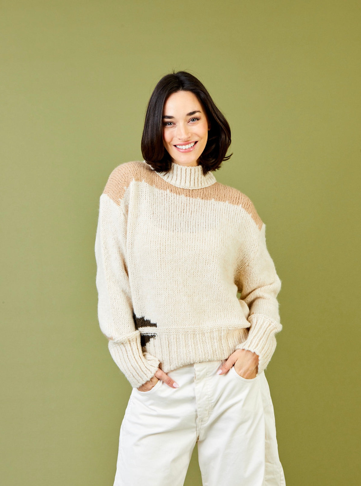 Fox Turtleneck Contrast Knit Sweater