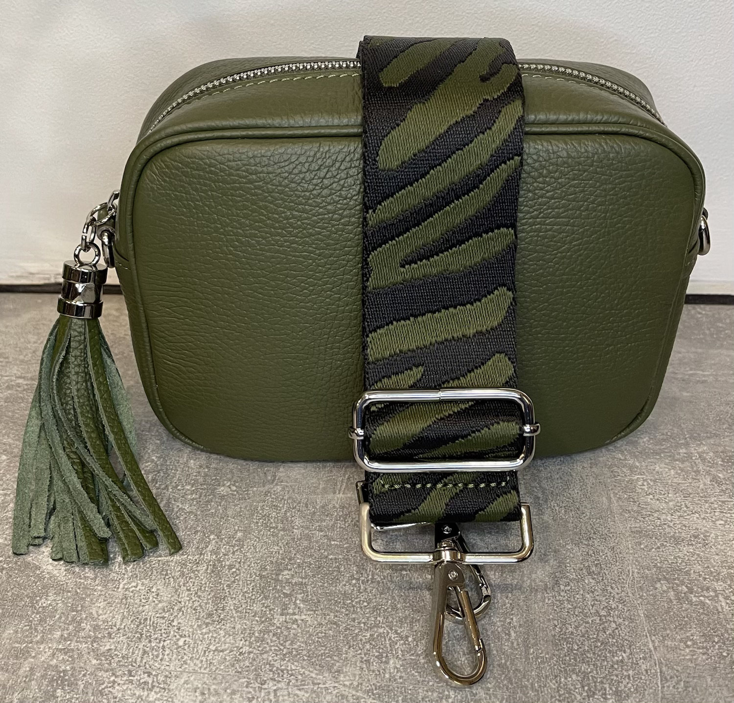 Single Tassel Leather Camera Bag image 7