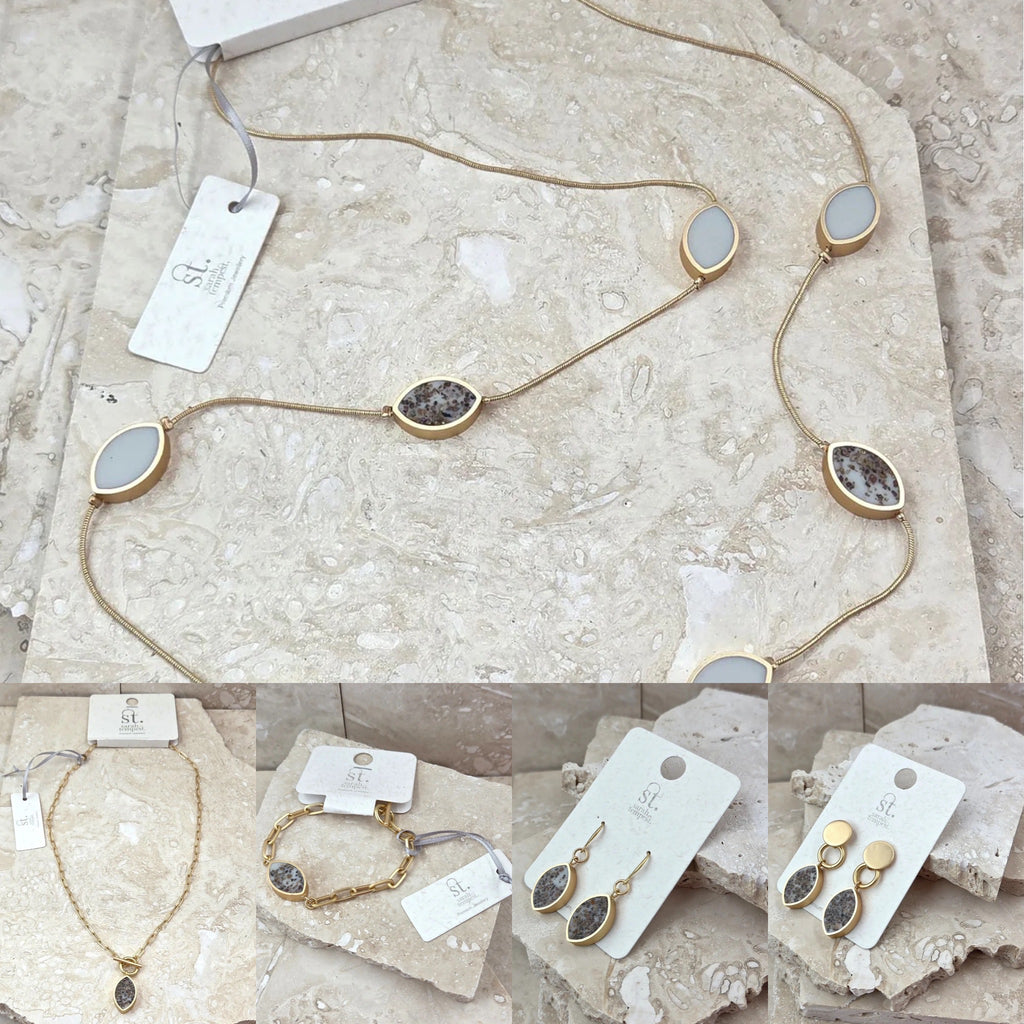 Special Elegant Resin Feature Earrings Bracelet Necklace  image 1