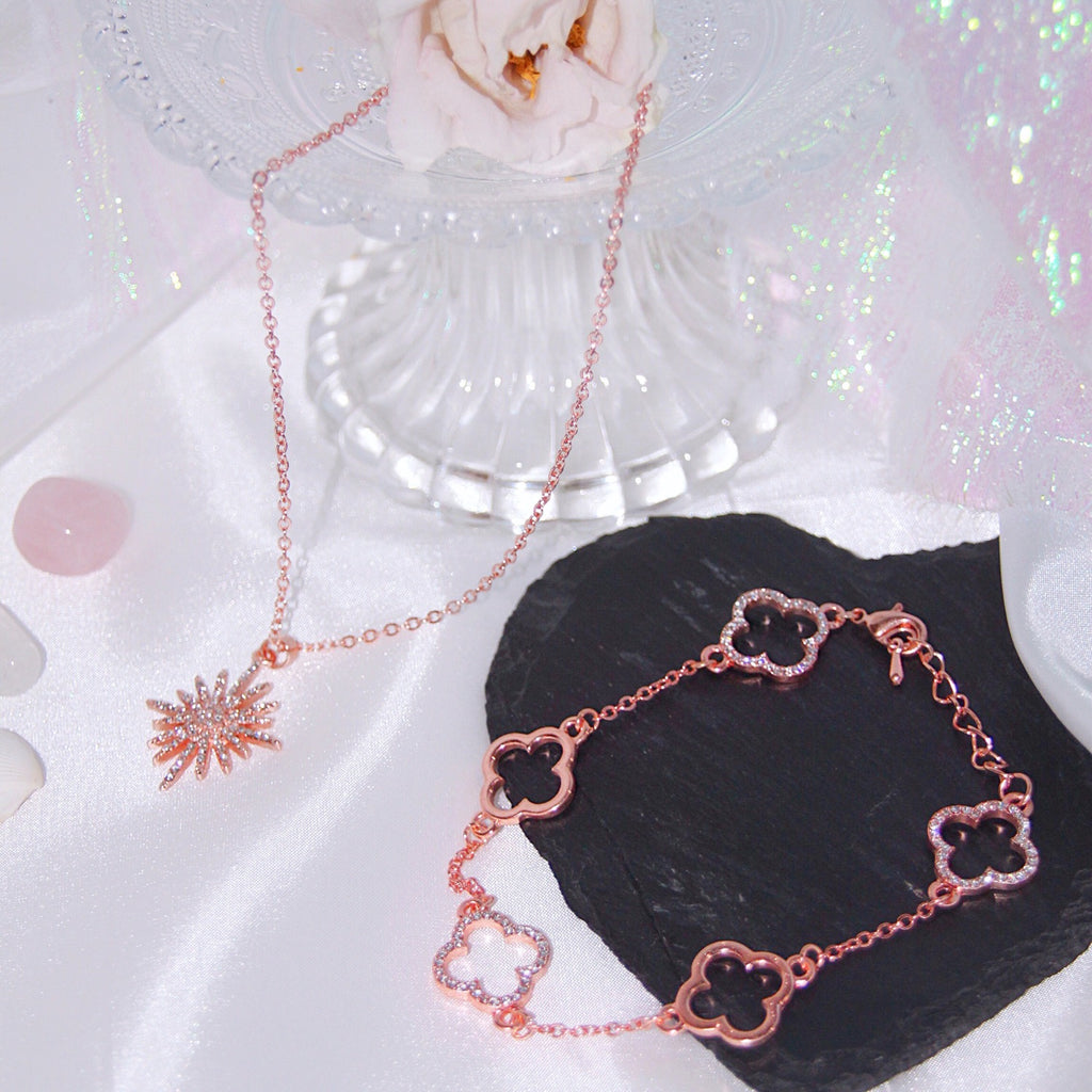 Short Sparkle Star Necklace  image 2