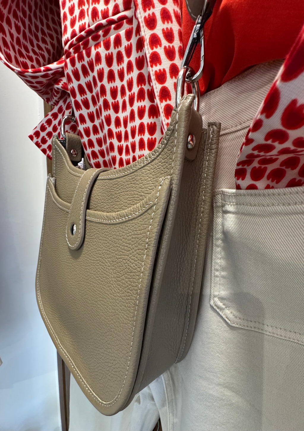 Amalfi Leather Small Saddle Bag image 8