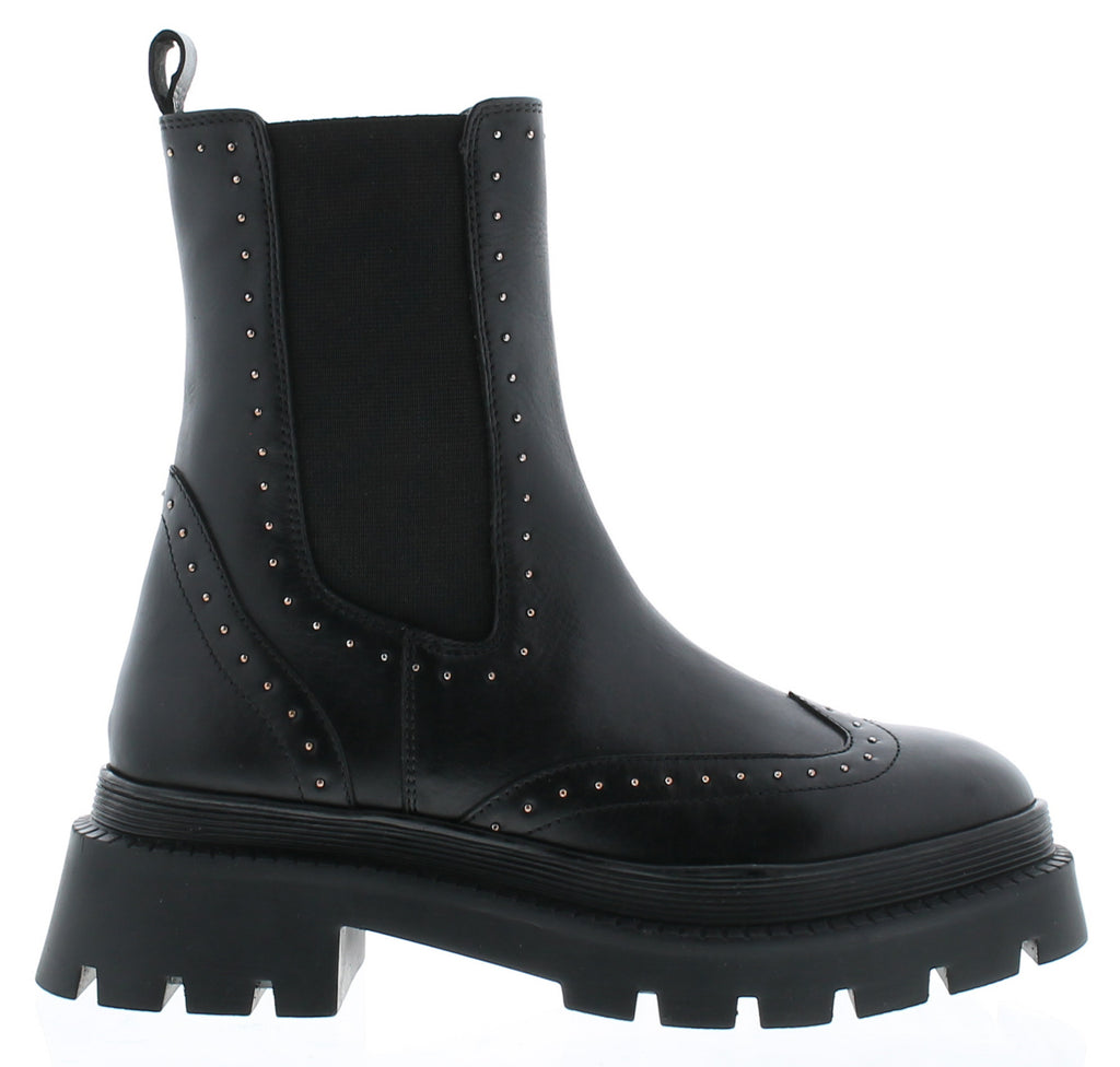 Aubrey Leather Chelsea Boots image 2