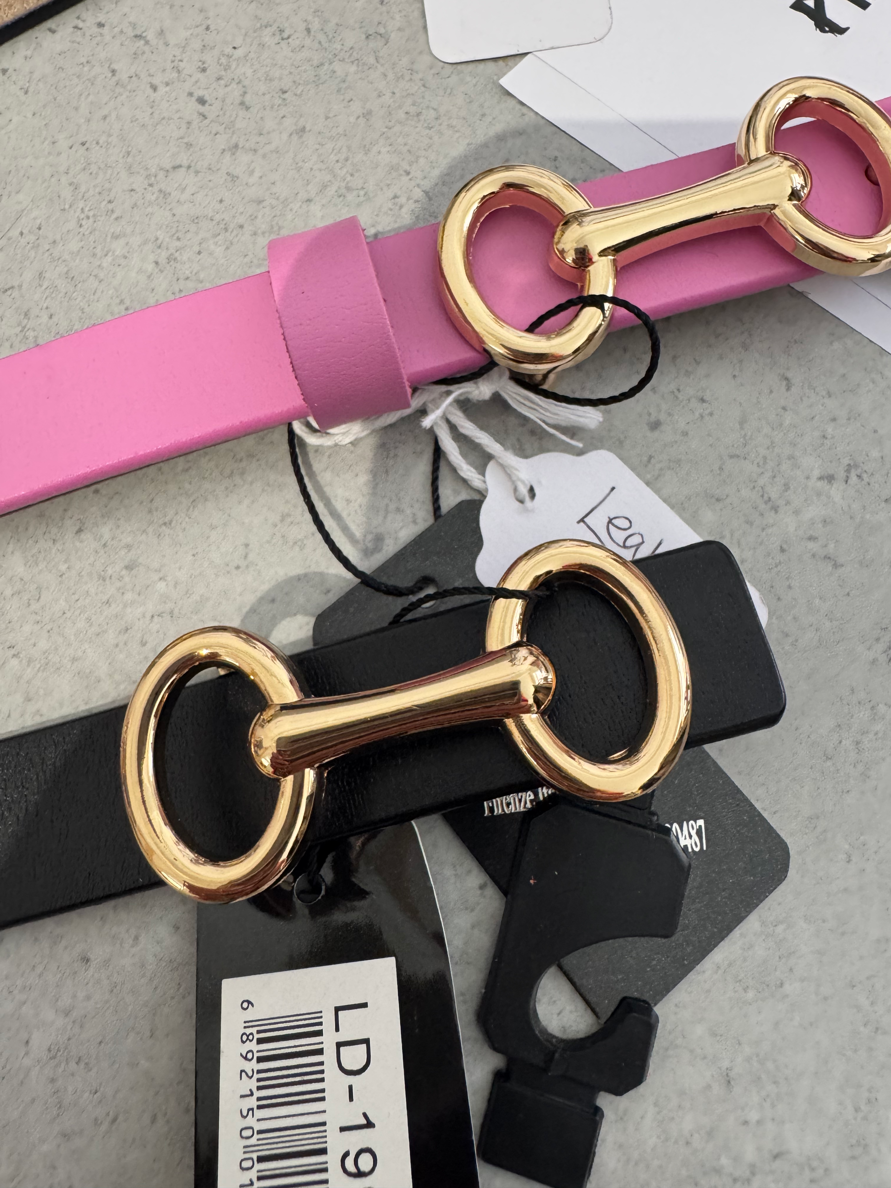 Leather Belt with Snaffle Clasp